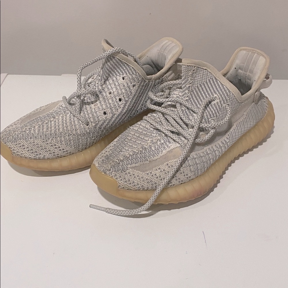 Yeezy Boost 350 V2 Cream White Gum Sole